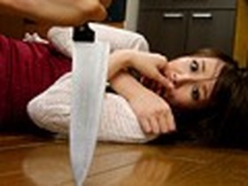 美人妻無限レイプ地獄！ 夫と息子の眼前で犯され辱められ貪り尽くされ堕ちていく熟れた女体　サンプル画像04